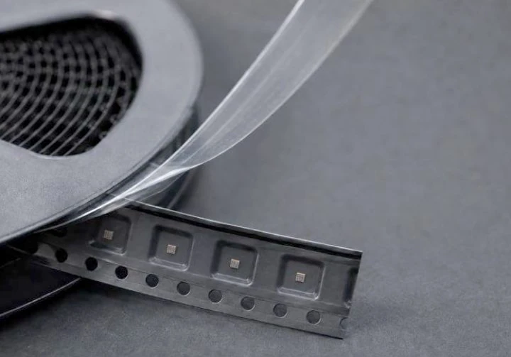 Individual p-Chip microtransponders supplied in carrier tape.